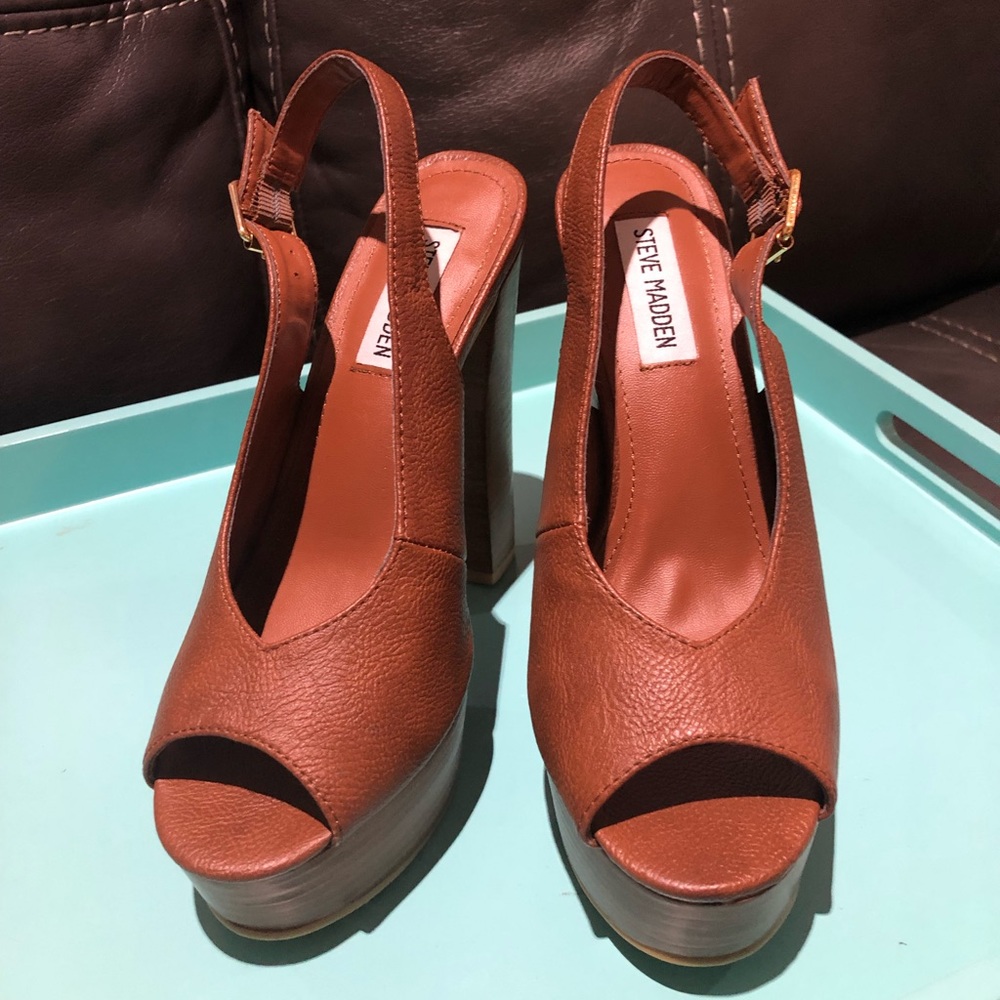 Steve Madden Brown Platform